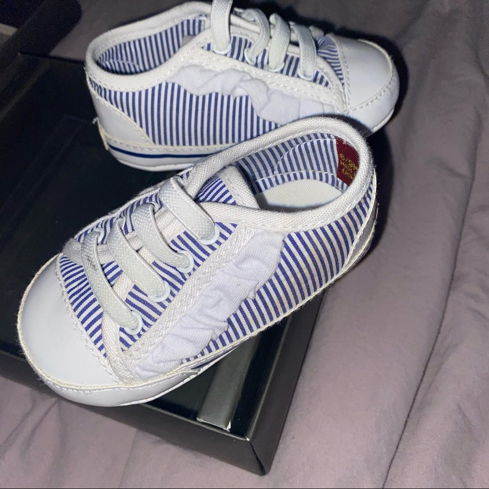 7 for all mankind baby walking shoes